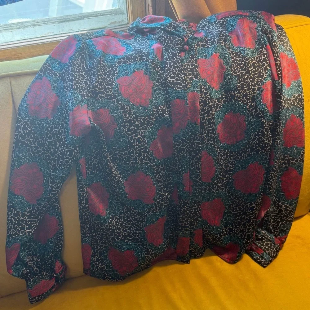 Floral Patterned Long Sleeve Blouse - Picture 1 of 4